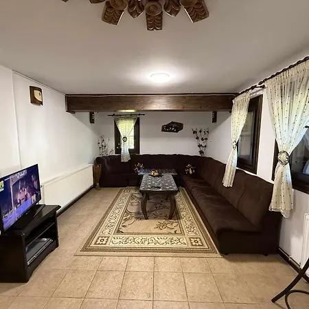 сияйна зора 펜션 *