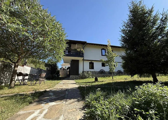 сияйна зора Feriehus *